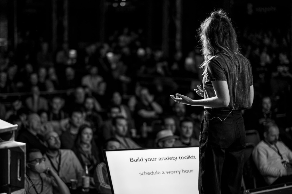 salle de conférence vu par les présentatteurs